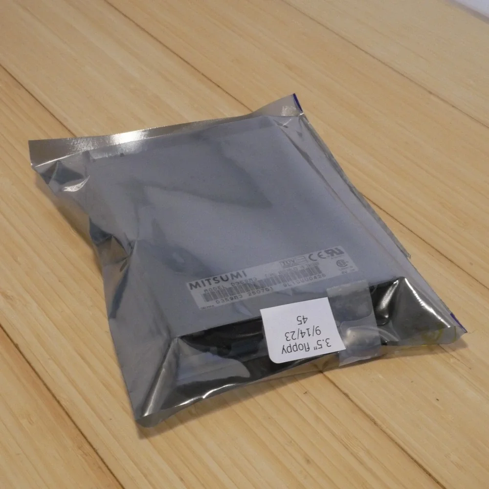 MITSUMI D359M3 3.5 inch Floppy Disk‎ Drive - Tested & Working 45